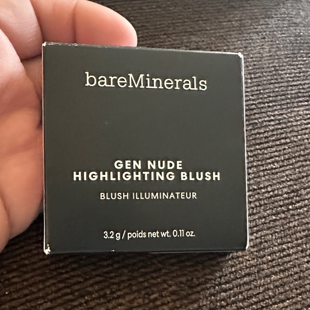 bareMinerals Gen Nude Blush Illuminator Mauve Glow